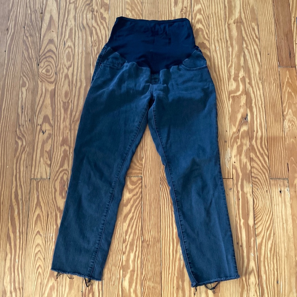 Old navy maternity skinny / slim straight jeans faded black